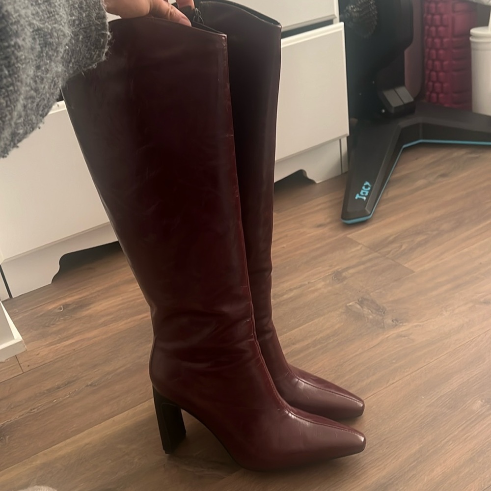 High boots - Picture 1 of 3